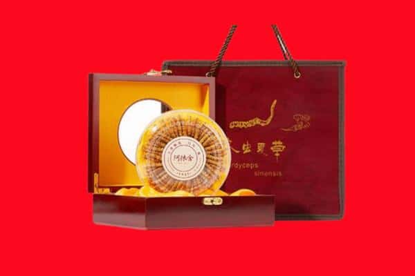 收购资讯:下陆区回收冬虫夏草是按克吗